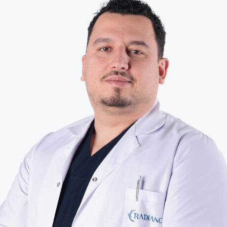 Capo Radiologo – Esperto in Diagnostica Avanzata e Imaging Dentale Complesso